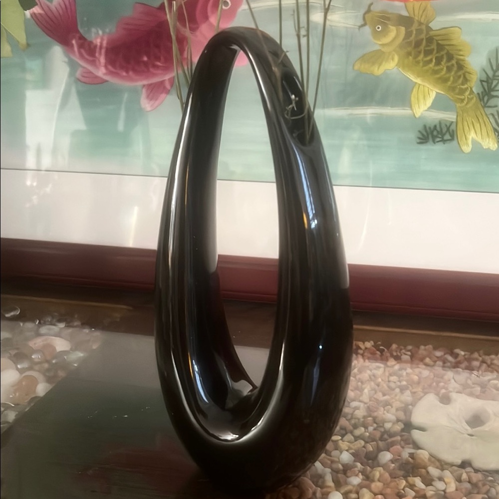 Toyo vintage Elegant Black Vase - Picture 9 of 10